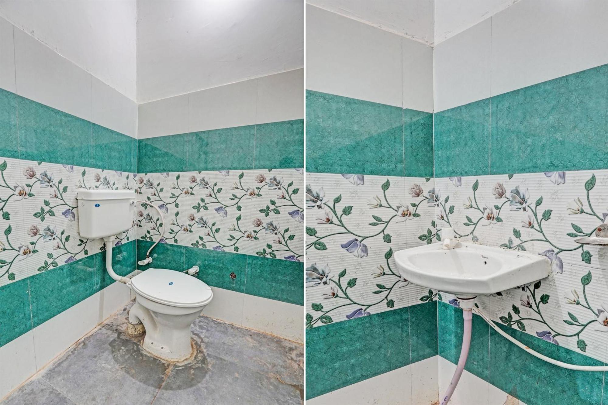Oyo Double Ss Hotel Hāthras Buitenkant foto
